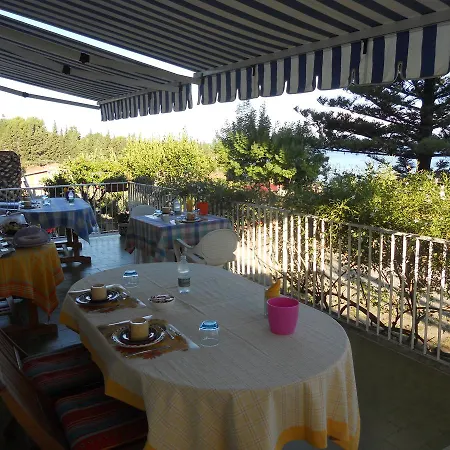 Rosa Nocleg ze śniadaniem Cefalù