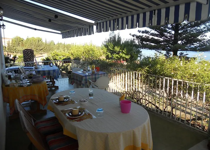 Rosa Bed & Breakfast Cefalù