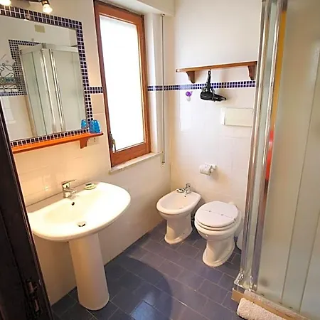 Rosa Bed & Breakfast 4*