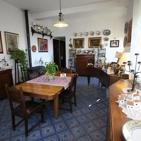 Rosa Bed & Breakfast Cefalu