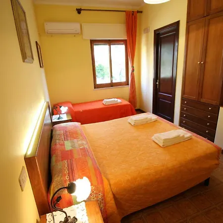Rosa Bed & Breakfast Cefalu