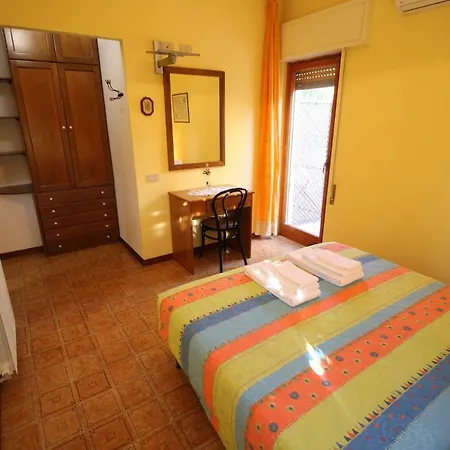 Rosa Bed & Breakfast Cefalu